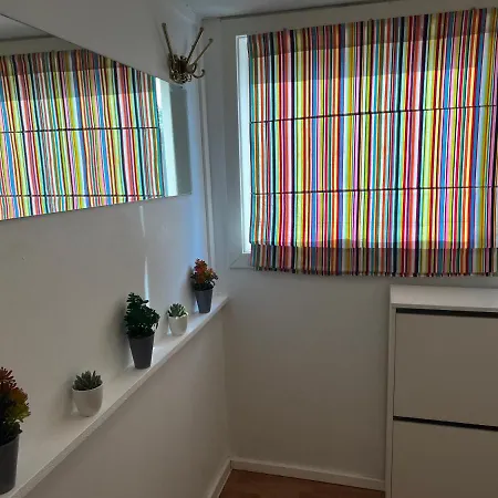 Apartment Koselig Leilighet Naer Eb Stranda *