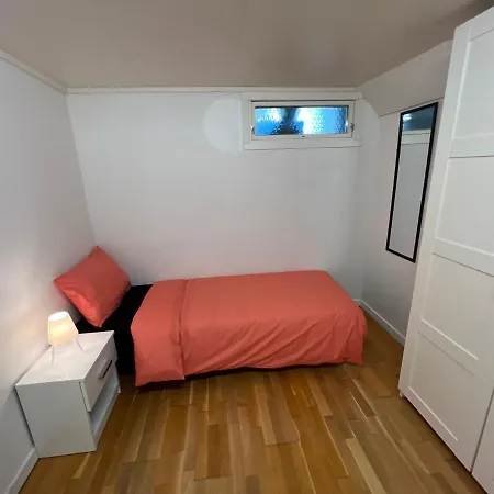 Koselig Leilighet Naer Eb Stranda Apartment