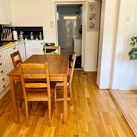 Koselig Leilighet Naer Eb Stranda Arendal